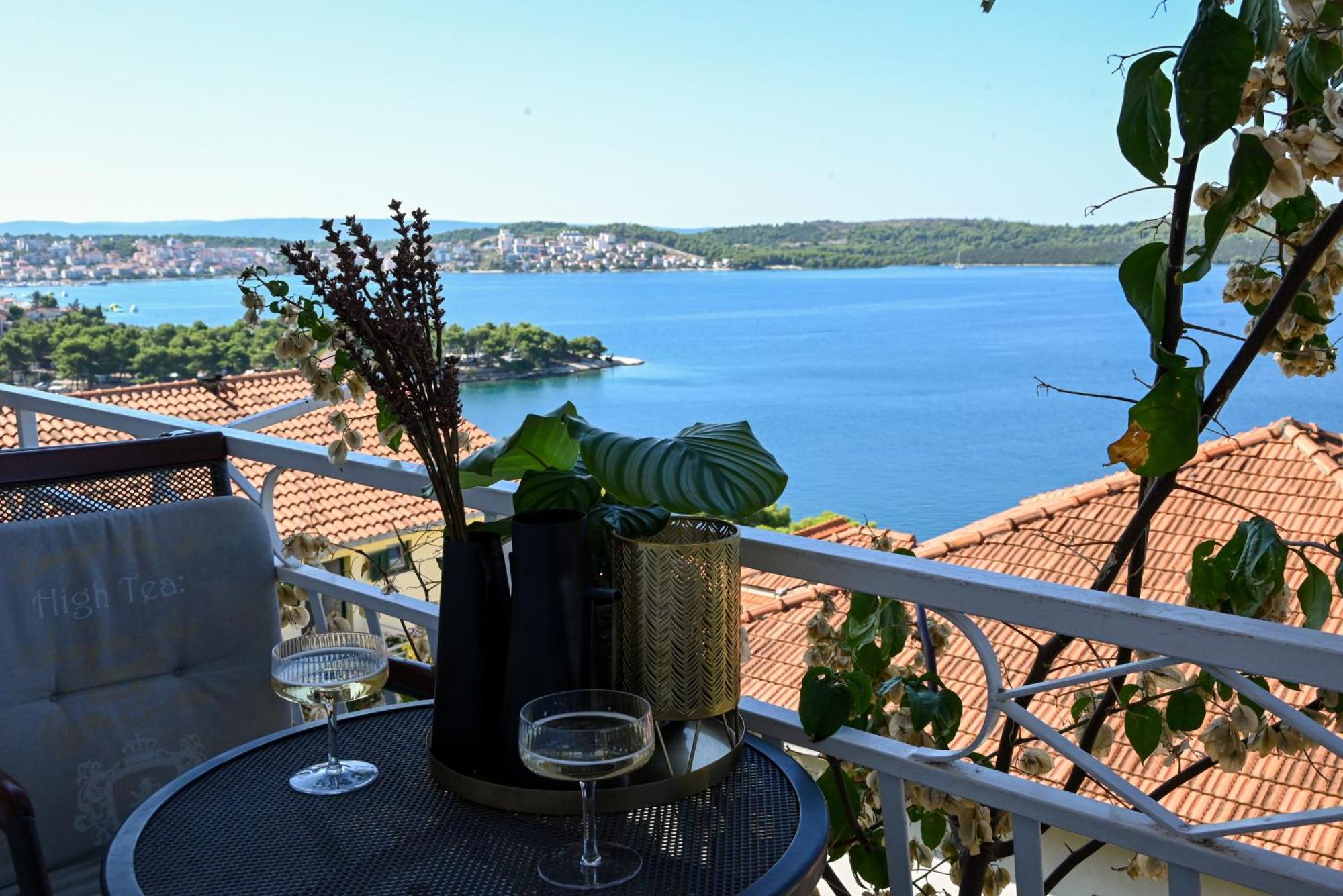 Apartment Spira Puovica Trogir Exterior foto